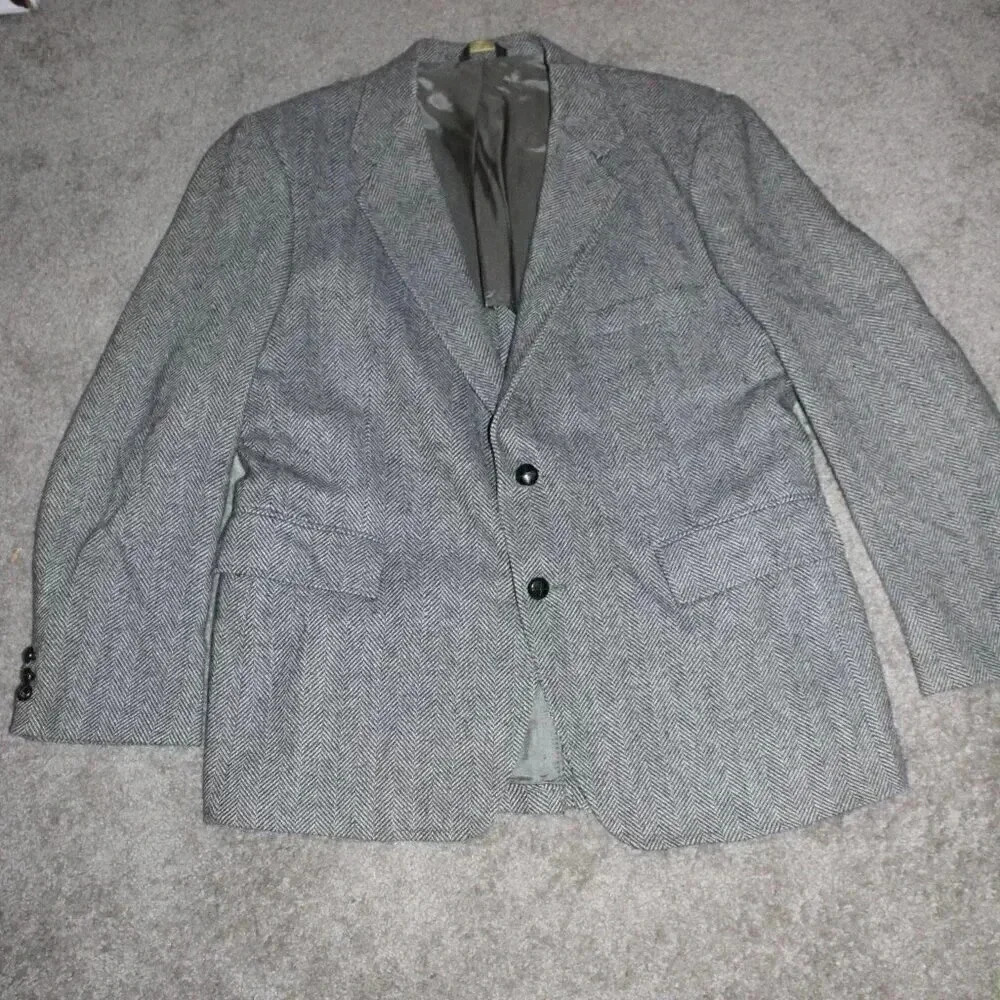 Vintage Herringbone Tweed Sport Coat